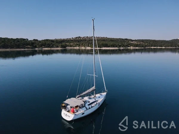 Elan 40 Impression - Yacht Charter Sailica