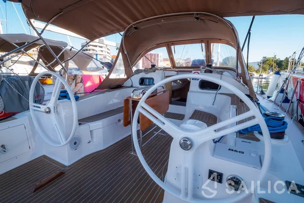 Elan 40 Impression - Yacht Charter Sailica