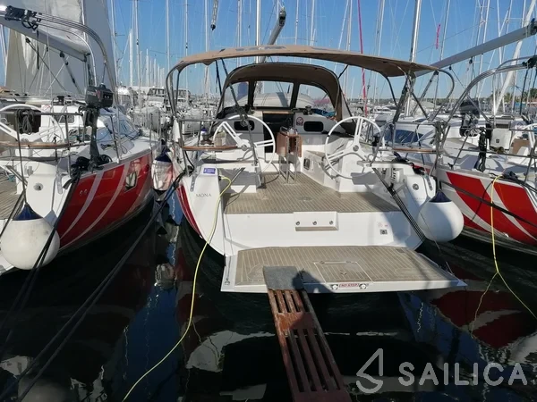 Elan 40 Impression - Yacht Charter Sailica