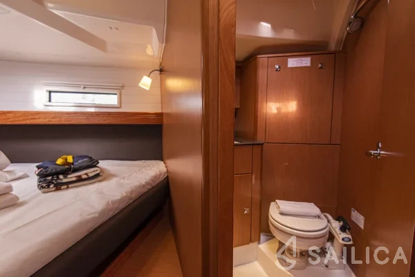 Bavaria 41 Cruiser - Yacht Charter Sailica