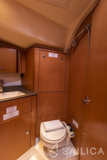 Bavaria 41 Cruiser - Yacht Charter Sailica