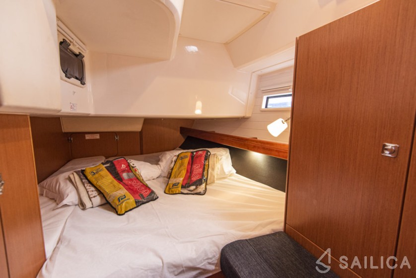 Bavaria 41 Cruiser - Yacht Charter Sailica