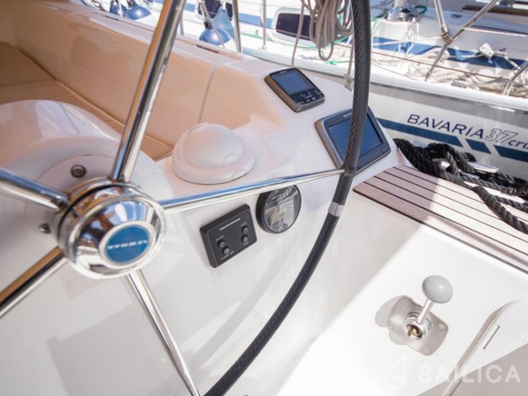 Dufour 382 Grand Large - Yacht Charter Sailica