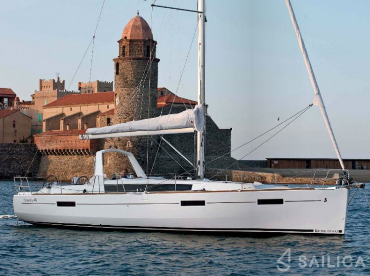 Oceanis 41 - Yacht Charter Sailica