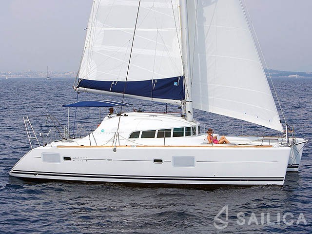 Lagoon 410 S2 - Yacht Charter Sailica