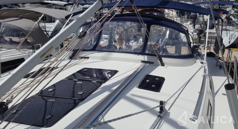 Bavaria 45 Cruiser - Yacht Charter Sailica