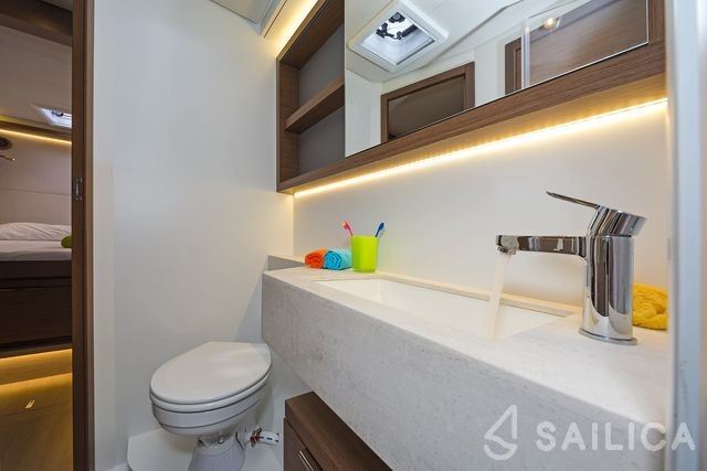 Lagoon 50 - Yacht Charter Sailica