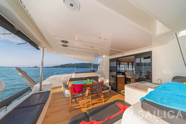 Lagoon 50 - Yacht Charter Sailica