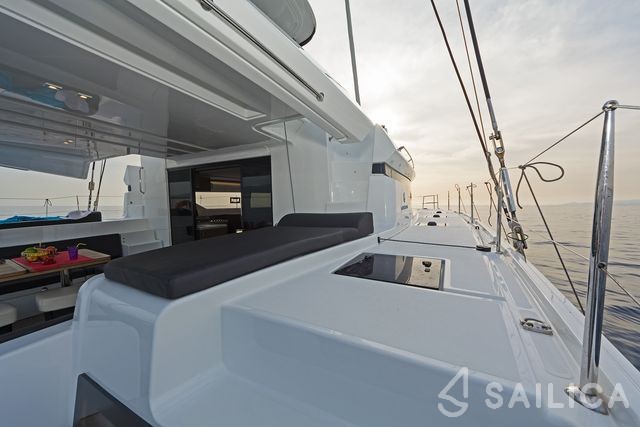 Lagoon 50 - Yacht Charter Sailica
