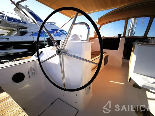Dufour 460 GL - Yacht Charter Sailica