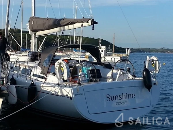 Hanse 345 - Yacht Charter Sailica