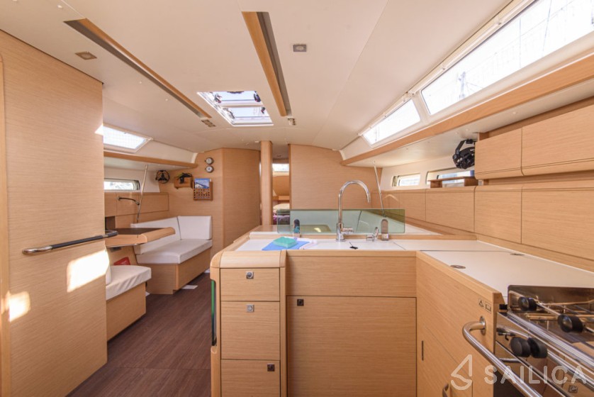 Sun Odyssey 449 - Yacht Charter Sailica