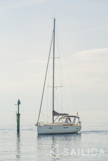 Sun Odyssey 449 - Yacht Charter Sailica