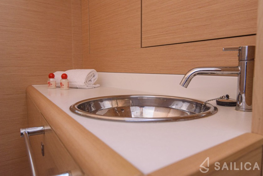 Sun Odyssey 449 - Yacht Charter Sailica