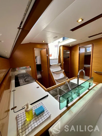 Sun Odyssey 449 - Yacht Charter Sailica