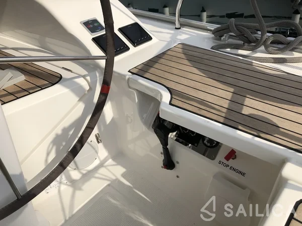 Bavaria 51 Cruiser - Yacht Charter Sailica