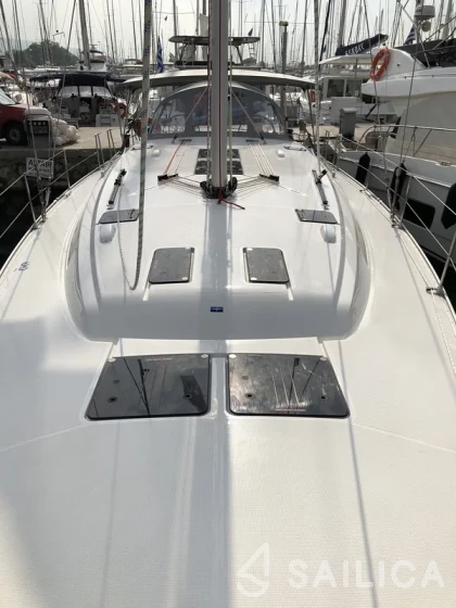 Bavaria 51 Cruiser - Yacht Charter Sailica