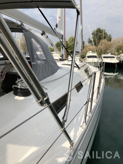 Bavaria 51 Cruiser - Yacht Charter Sailica