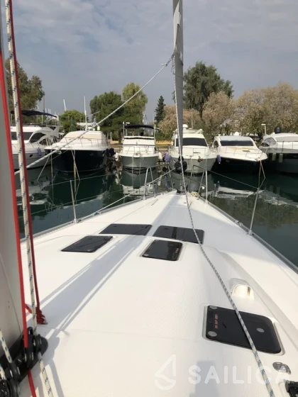 Bavaria 51 Cruiser - Yacht Charter Sailica