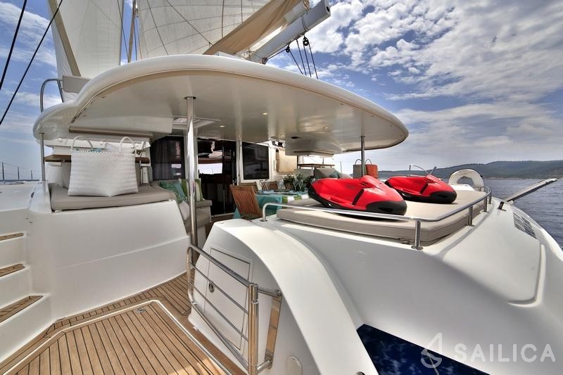 Galathea 65 - Yacht Charter Sailica