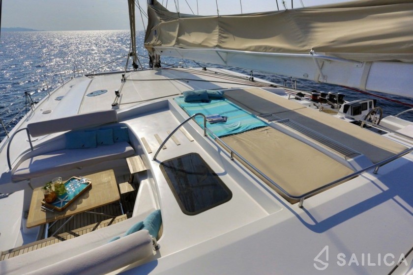 Galathea 65 - Yacht Charter Sailica