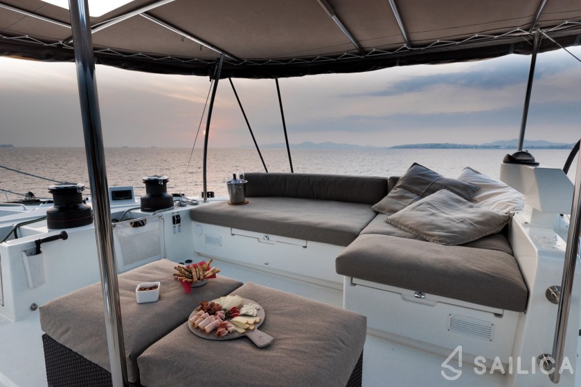 Lagoon 620 - Photo #23 Lagoon 620 - Yacht Charter Sailica