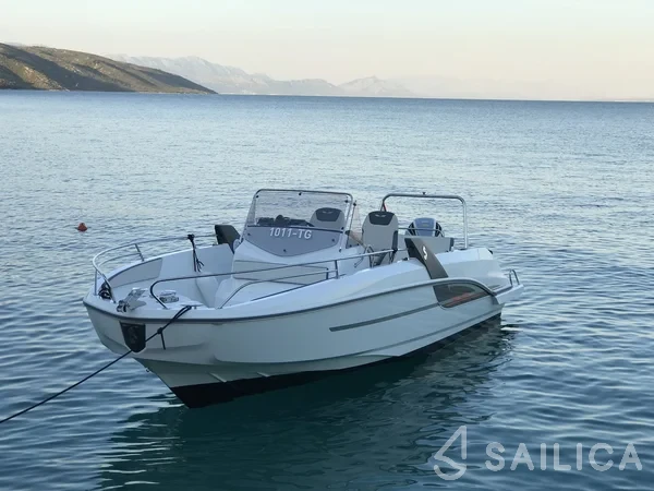 Beneteau Flyer 7.7 - Yacht Charter Sailica