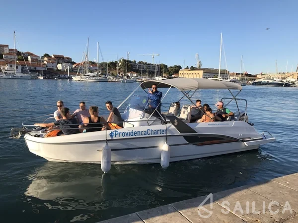 Beneteau Flyer 7.7 - Yacht Charter Sailica