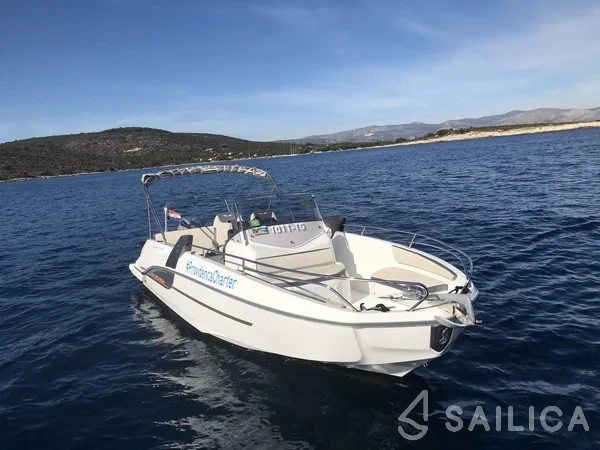 Beneteau Flyer 7.7 - Yacht Charter Sailica