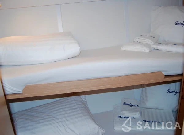 Elan 45 Impression - Yacht Charter Sailica