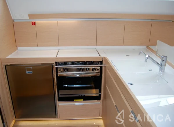 Elan 45 Impression - Yacht Charter Sailica