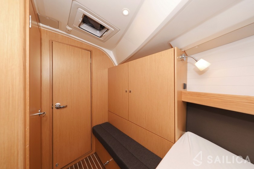 Bavaria 41 Cruiser - Yacht Charter Sailica