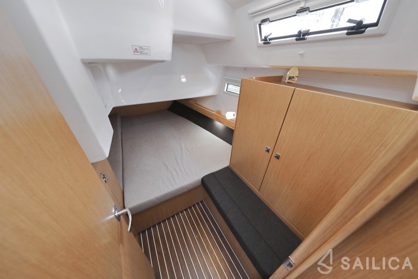 Bavaria 41 Cruiser - Yacht Charter Sailica