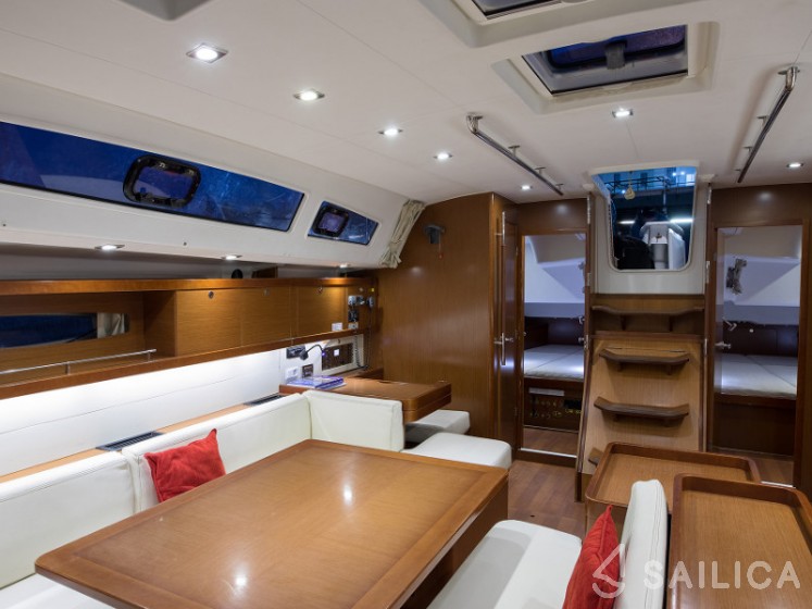 Oceanis 50 Family - Yacht Charter Sailica