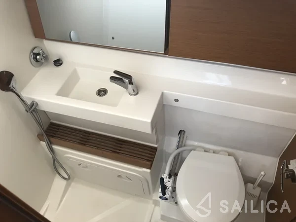Sun Odyssey 440 - Yacht Charter Sailica