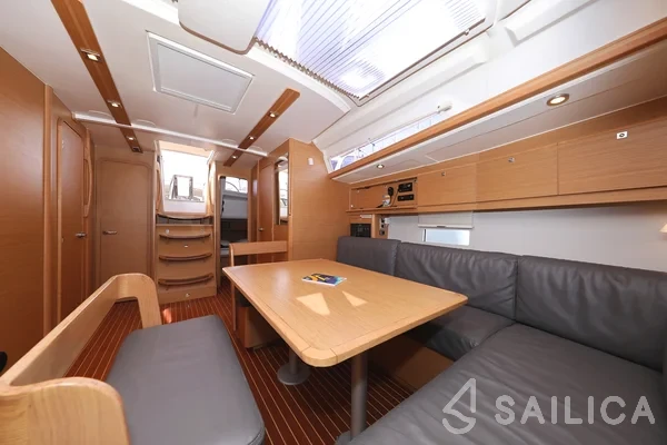 Dufour 430 Grand Large - Yacht Charter Sailica
