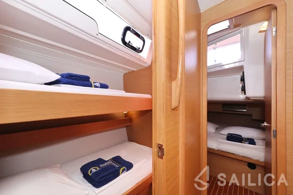 Dufour 430 Grand Large - Yacht Charter Sailica