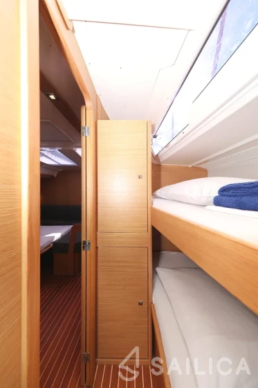 Dufour 430 Grand Large - Yacht Charter Sailica