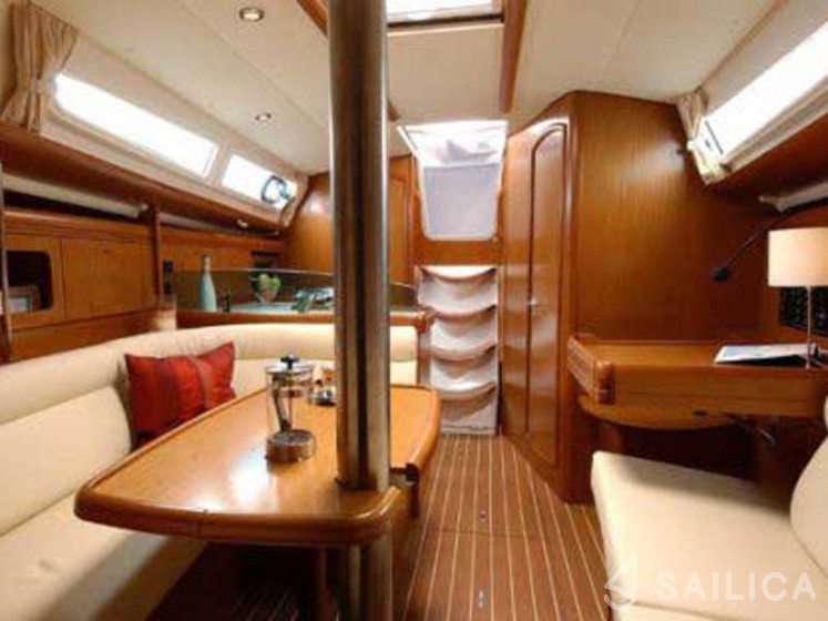 Sun Odyssey 36i - Yacht Charter Sailica