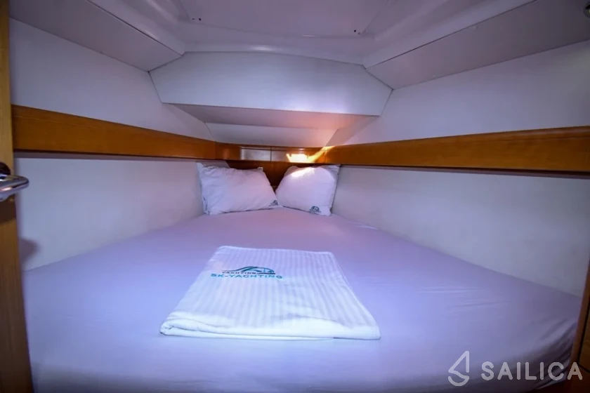 Sun Odyssey 36i - Yacht Charter Sailica