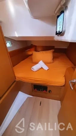 Sun Odyssey 519 - Yacht Charter Sailica
