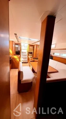 Sun Odyssey 519 - Yacht Charter Sailica