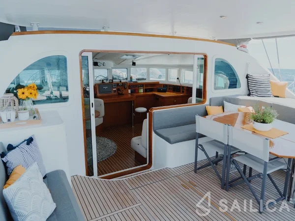 Lagoon 570 - Yacht Charter Sailica