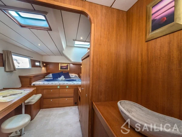 Lagoon 570 - Yacht Charter Sailica