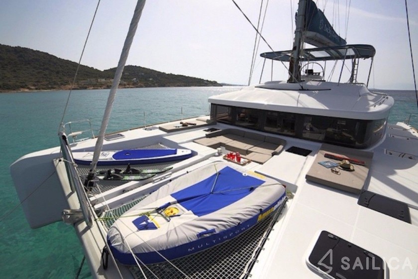 Lagoon 52F - Yacht Charter Sailica