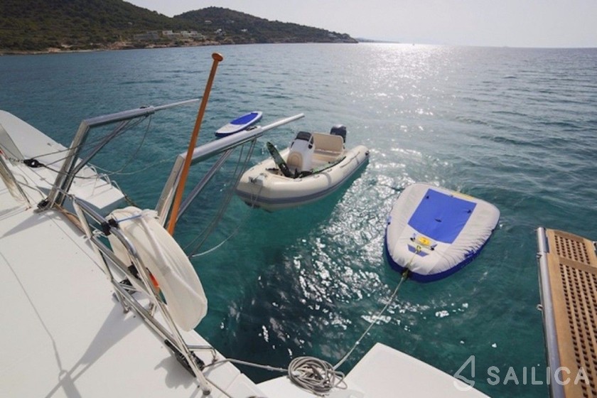 Lagoon 52F - Yacht Charter Sailica