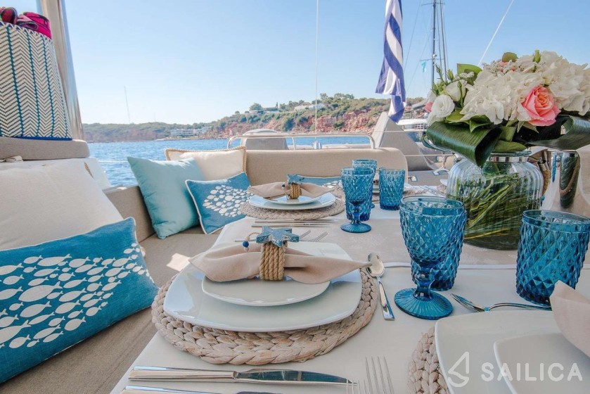 Lagoon 52F - Yacht Charter Sailica