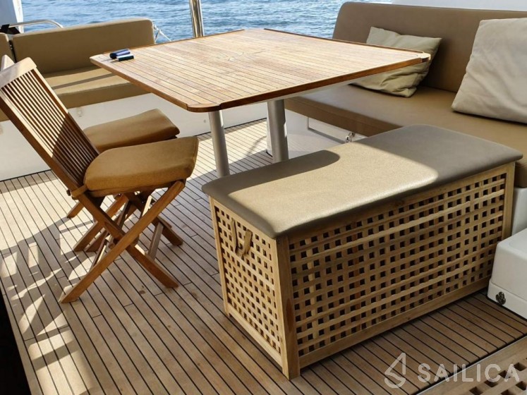 Lagoon 50 - Yacht Charter Sailica