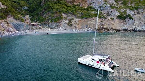 Athena 38 - Yacht Charter Sailica