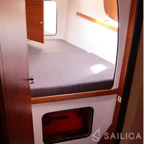 Athena 38 - Yacht Charter Sailica